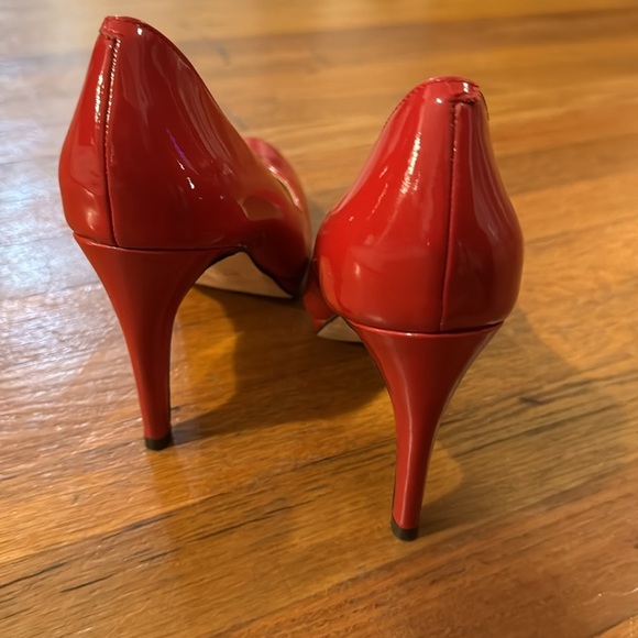 Cole Haan Chelsea high pumps, 3” heel, red patent leather, size 6.5 - Picture 5 of 10
